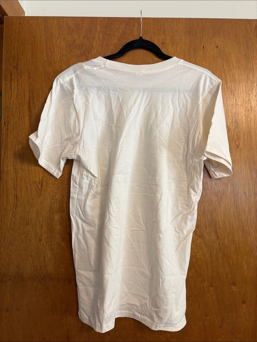 NEW! Caamp Band Lavender Days Otter Graphic Tee, Unisex - Picture 2 of 4
